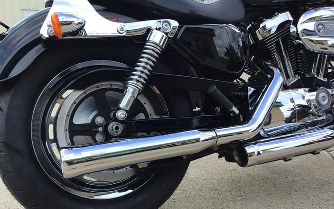2008 Harley-Davidson® XL 1200C - Sportster® 1200 Custom