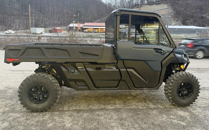 2026 Can-Am Defender PRO Limited HD10