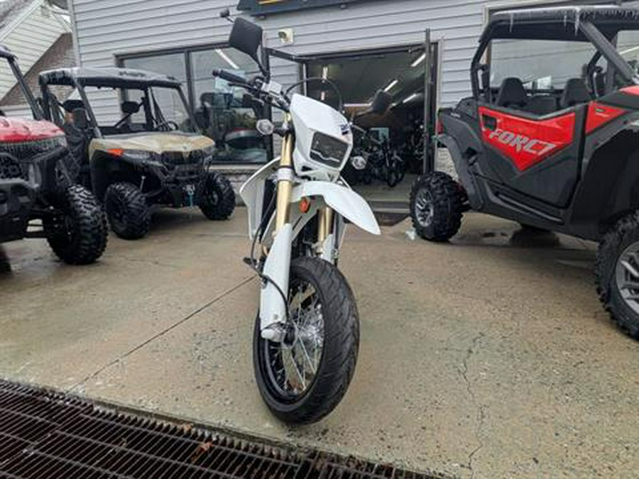 2020 Suzuki DR-Z400SM