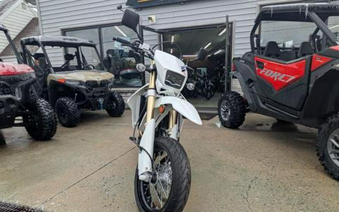 2020 Suzuki DR-Z400SM