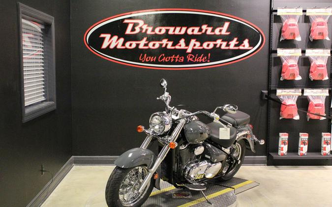 2025 Suzuki Boulevard C50