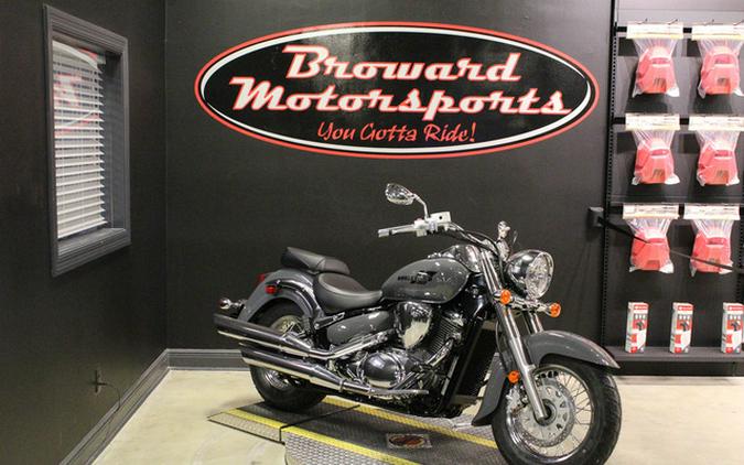 2025 Suzuki Boulevard C50