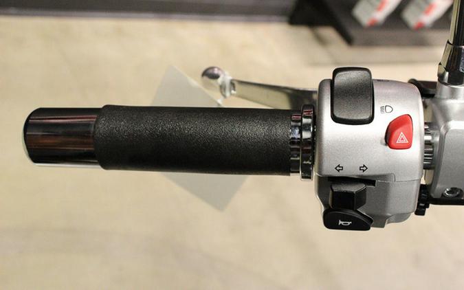 2025 Suzuki Boulevard C50