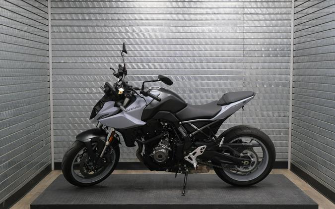 2024 SUZUKI GSX-8S
