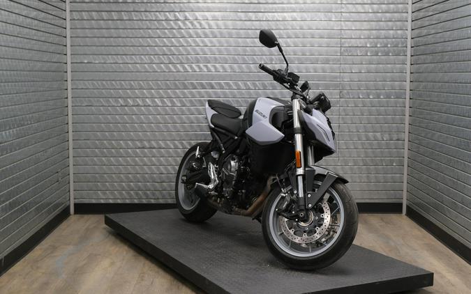 2024 SUZUKI GSX-8S