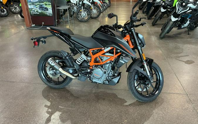 2023 KTM 390 Duke