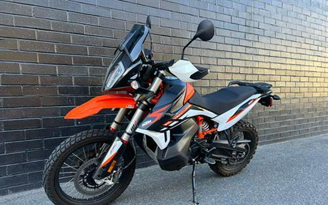 2021 KTM 890 Adventure