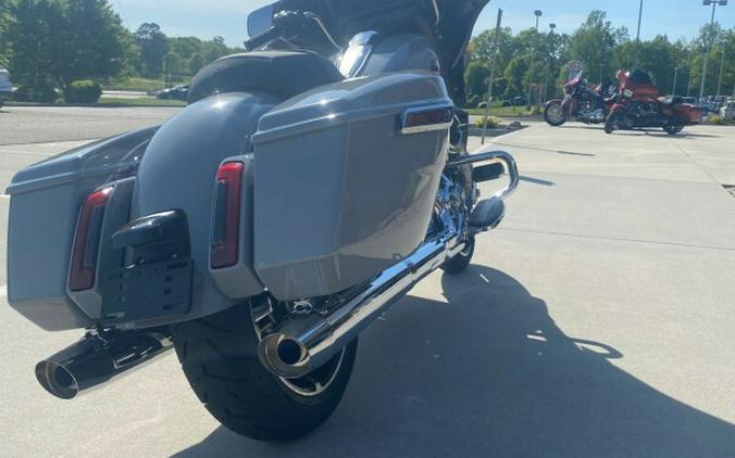 2024 Harley-Davidson Street Glide® Billiard Gray