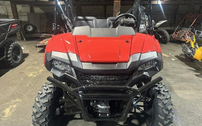 2026 Honda Pioneer 700 Deluxe