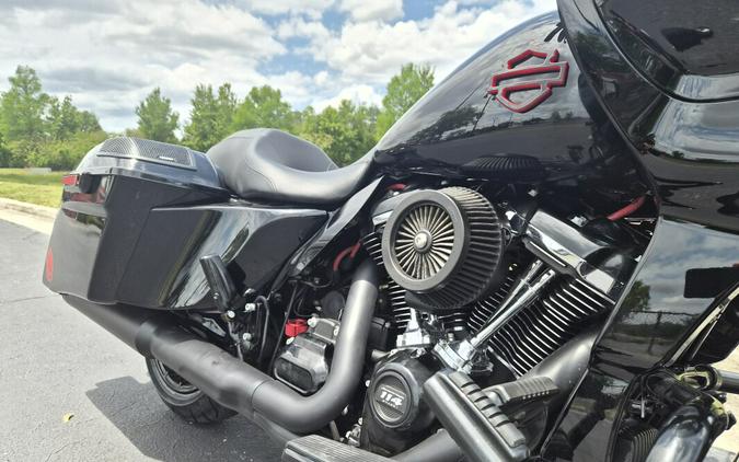 FLTRXS 2019 Road Glide Special