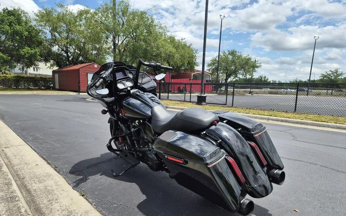 FLTRXS 2019 Road Glide Special