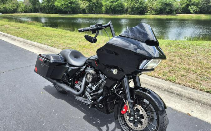 FLTRXS 2019 Road Glide Special