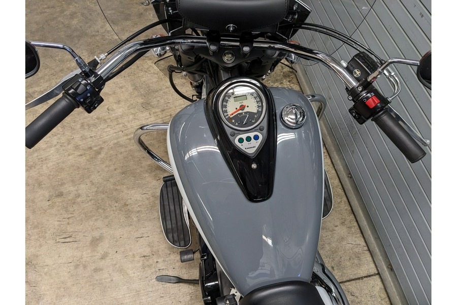 2021 Kawasaki Vulcan 900 Classic