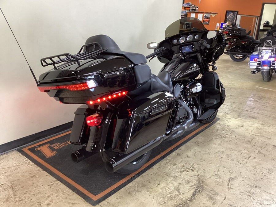 2020 Harley-Davidson Ultra Limited Black FLHTK