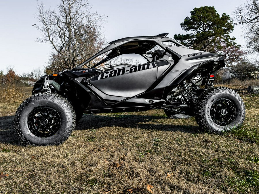 2024 Can-Am® SSV MAV R XRS 77 996NT BK SAS 24