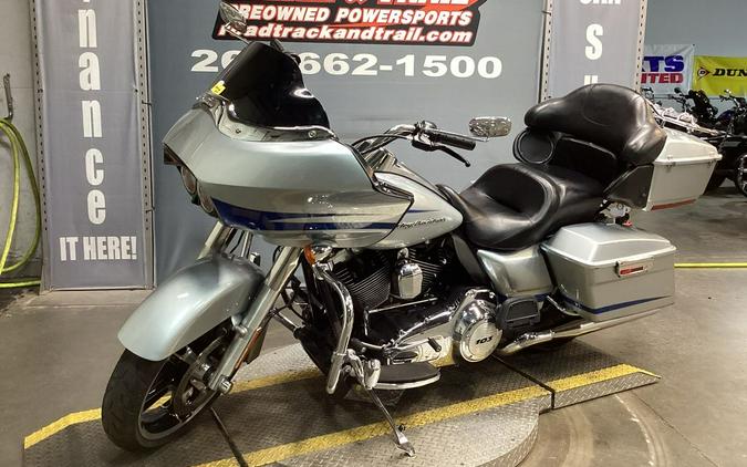 2011 Harley-Davidson® FLTRU - Road Glide® Ultra