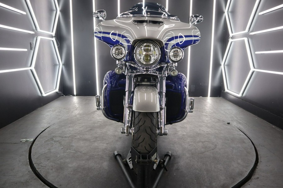 2016 Harley-Davidson CVO™ Limited