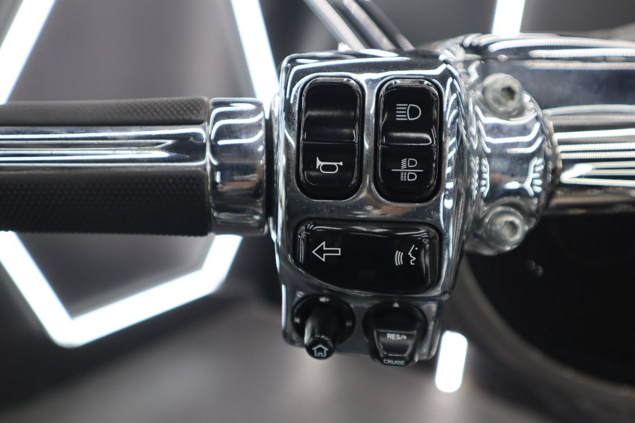 2016 Harley-Davidson CVO™ Limited