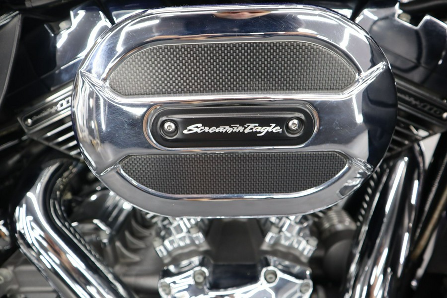 2016 Harley-Davidson CVO™ Limited