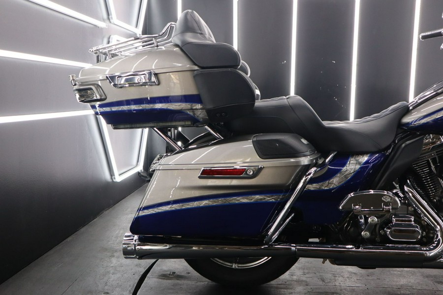 2016 Harley-Davidson CVO™ Limited