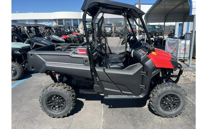 2026 Pioneer 700 Deluxe - Honda