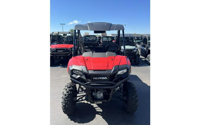 2026 Pioneer 700 Deluxe - Honda