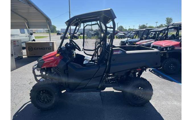 2026 Pioneer 700 Deluxe - Honda