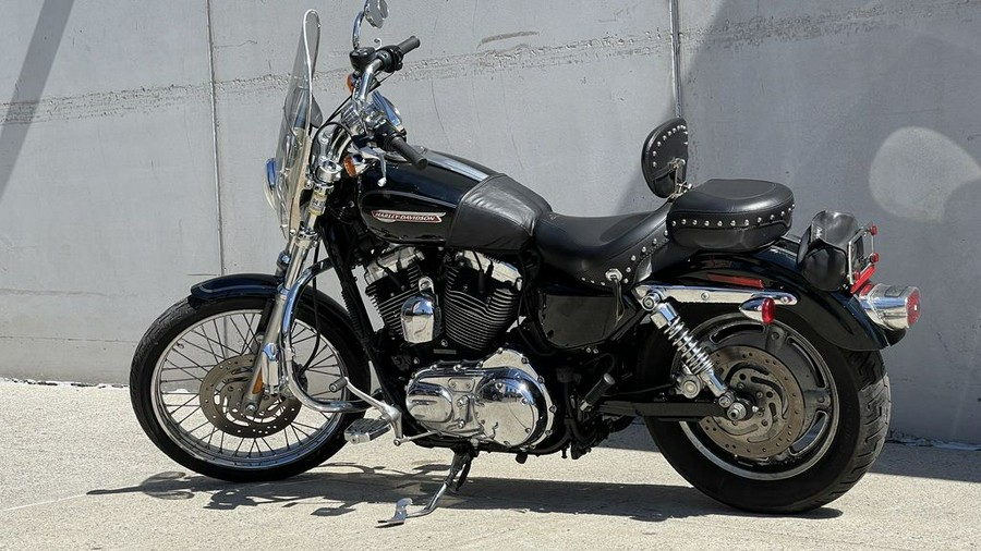 2010 Harley-Davidson® XL1200C - Sportster® 1200 Custom
