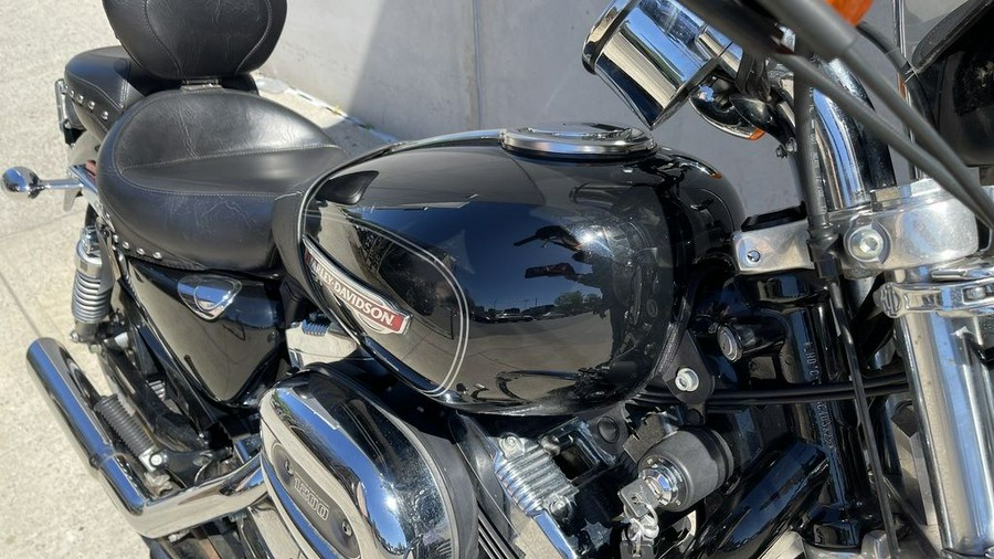 2010 Harley-Davidson® XL1200C - Sportster® 1200 Custom