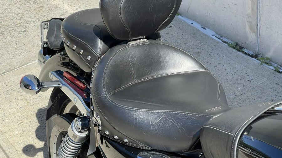 2010 Harley-Davidson® XL1200C - Sportster® 1200 Custom