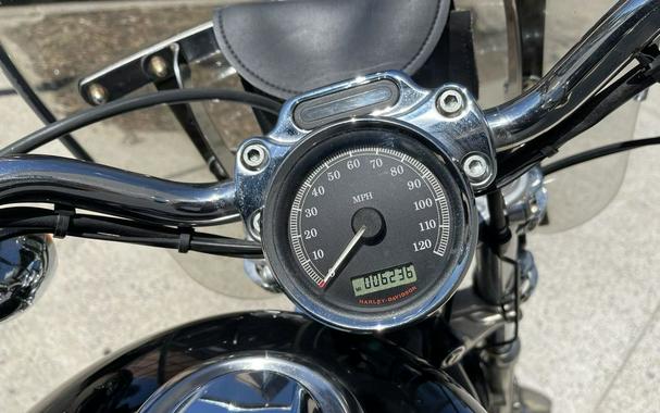 2010 Harley-Davidson® XL1200C - Sportster® 1200 Custom