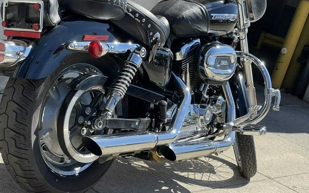 2010 Harley-Davidson® XL1200C - Sportster® 1200 Custom