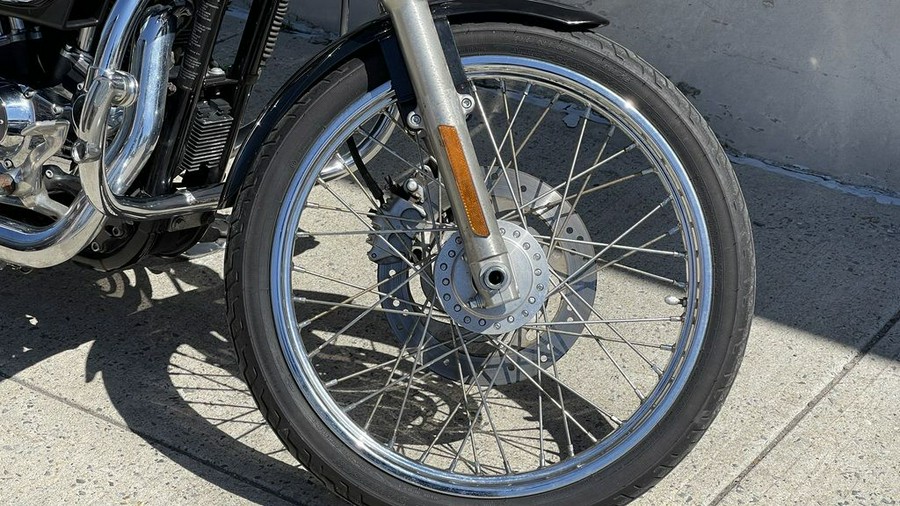 2010 Harley-Davidson® XL1200C - Sportster® 1200 Custom
