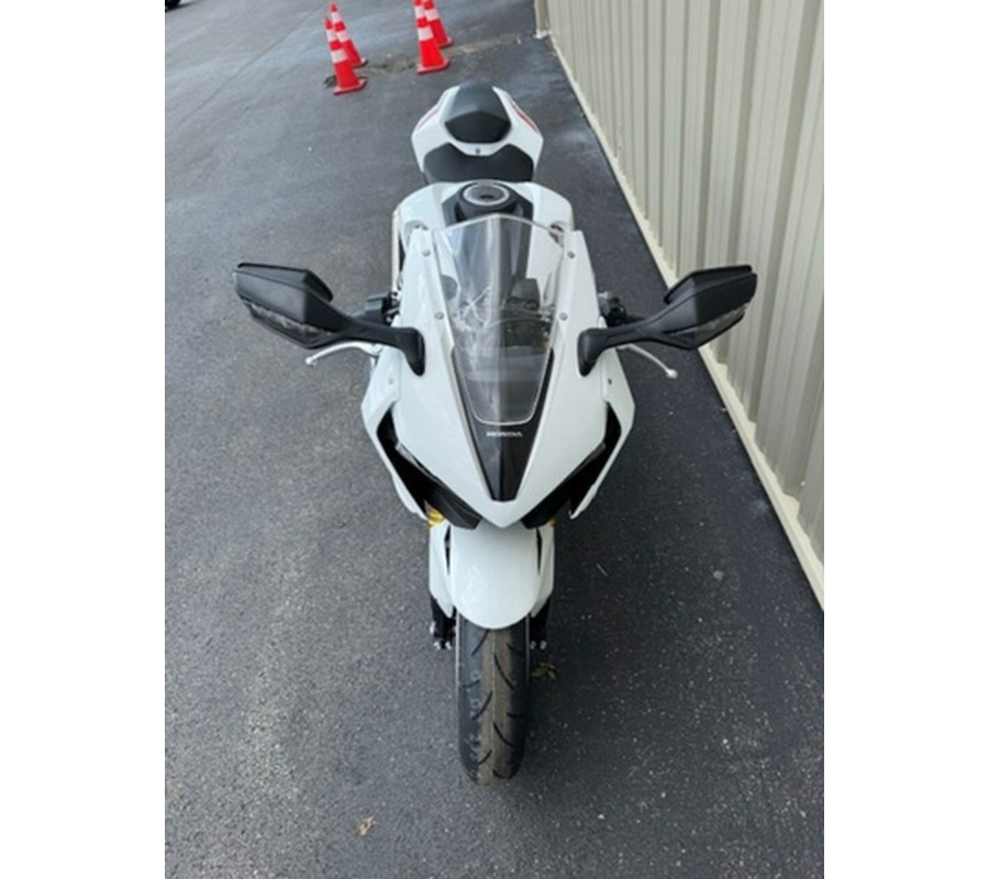 2026 Honda CBR1000RR ABS