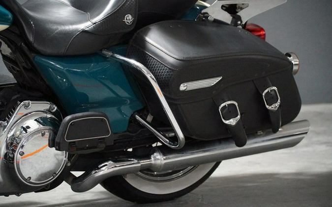 2009 Harley-Davidson Touring FLHRC - Road King Classic