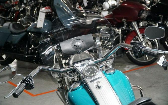 2009 Harley-Davidson Touring FLHRC - Road King Classic