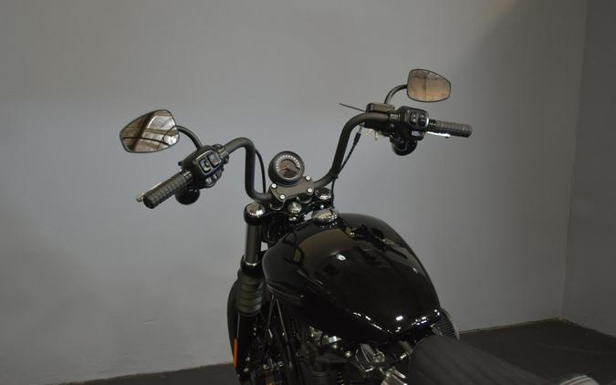 2025 Harley-Davidson Street Bob Vivid Black w/Cast Wheels