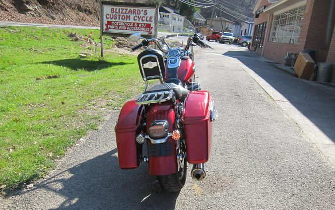 2012 Harley-Davidson® FLD Switchback