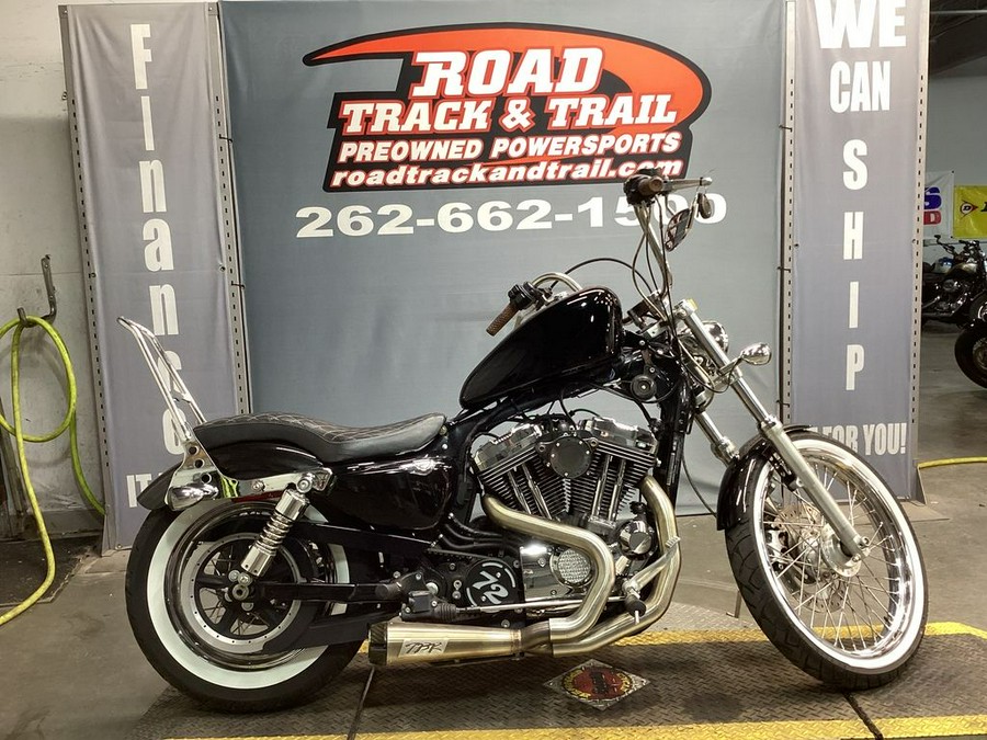 2015 Harley-Davidson® XL1200V - Sportster® Seventy-Two®