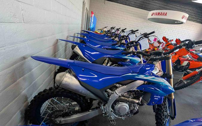 2027 Yamaha YZ450F Team Yamaha Blue - 000436