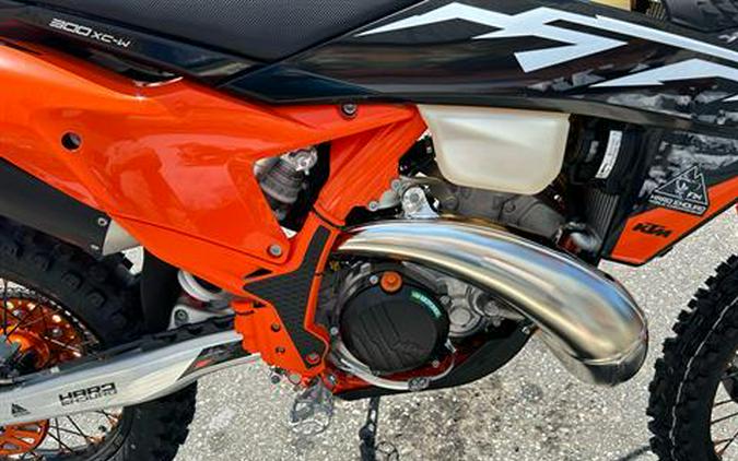 2025 KTM 300 XC-W Hardenduro