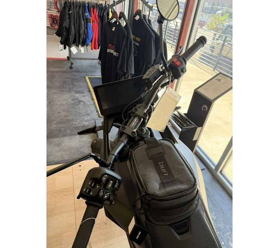 2025 Can-Am® Origin Carbon Black