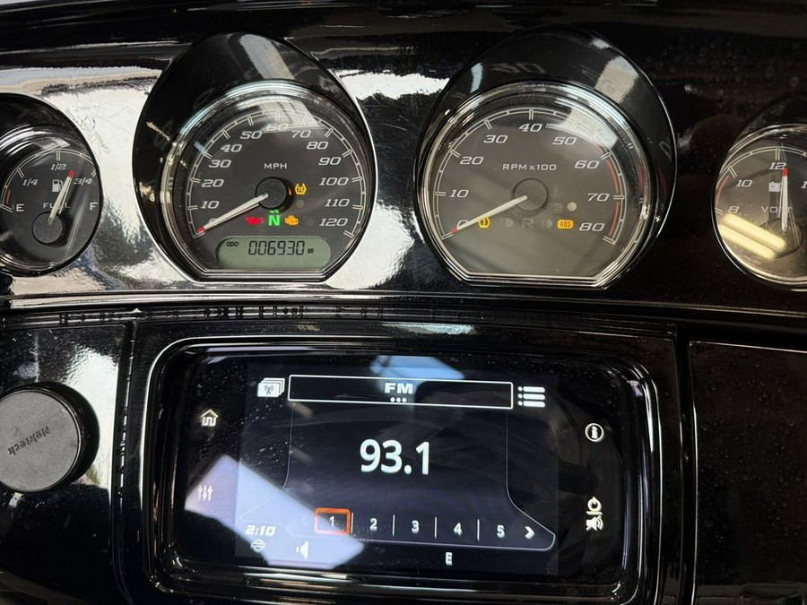 2020 Harley-Davidson® FLHXS - Street Glide® Special