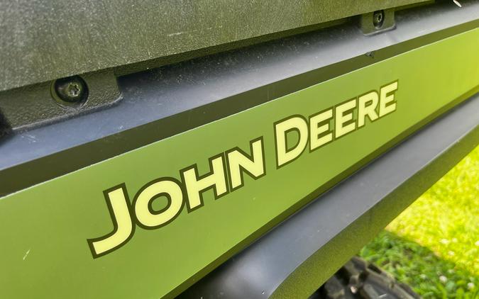 2023 John Deere XUV590M