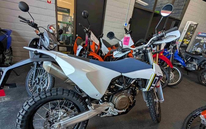 2027 Husqvarna 701 Enduro - 789274