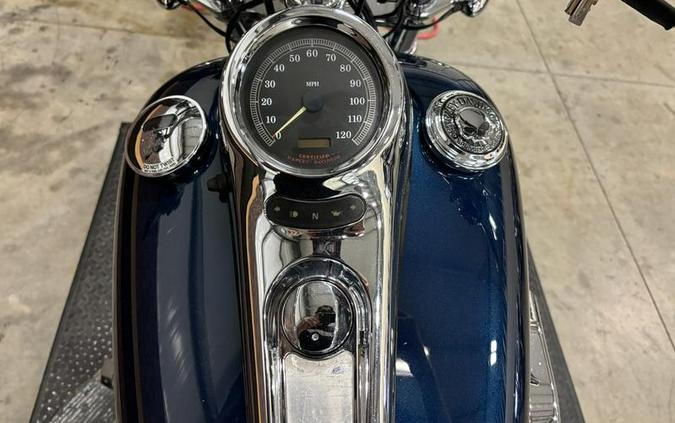2001 Harley-Davidson® FXSTDI - Softail® Deuce Injection