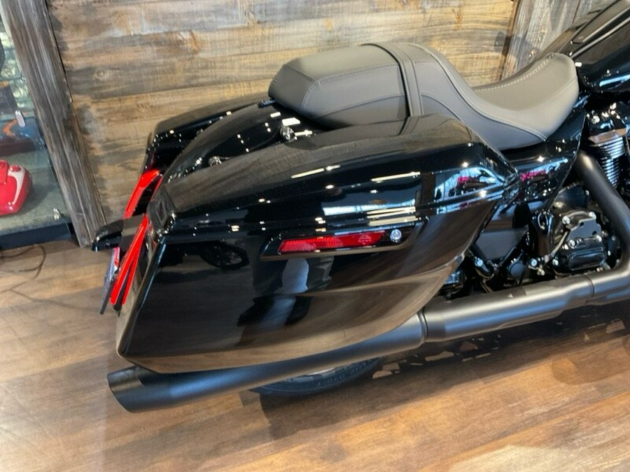 Harley-Davidson® Street Glide® 2024 FLHX T54-24 Vivid Black