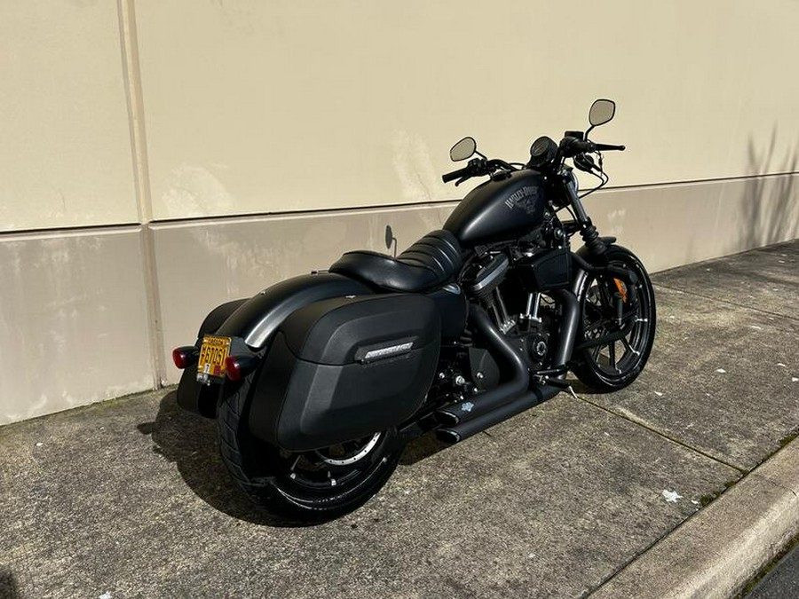 2017 Harley-Davidson® XL883N - Iron 883™