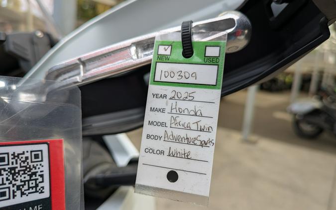 2025 Honda Africa Twin Adventure Sports ES