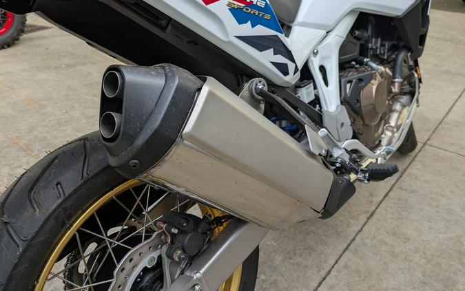 2025 Honda Africa Twin Adventure Sports ES